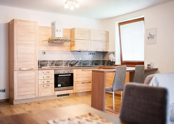 Family * באנסקה ביסטריצה