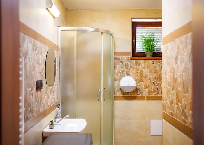 Family בית נופש *