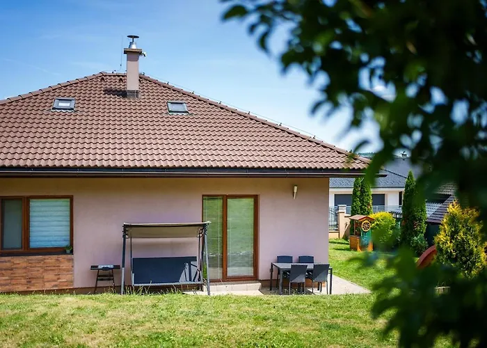 Family בית נופש *